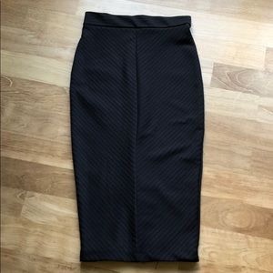 Zara Black Midi Pencil Skirt